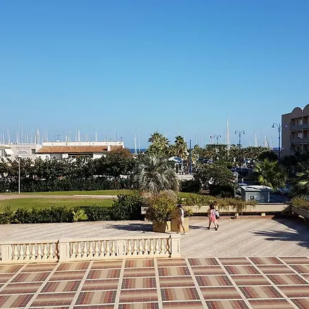 Port Les Palmiers Apartment *